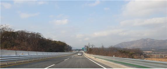 국도 37호선 파주~가평 구간 [사진=경기도 제공]