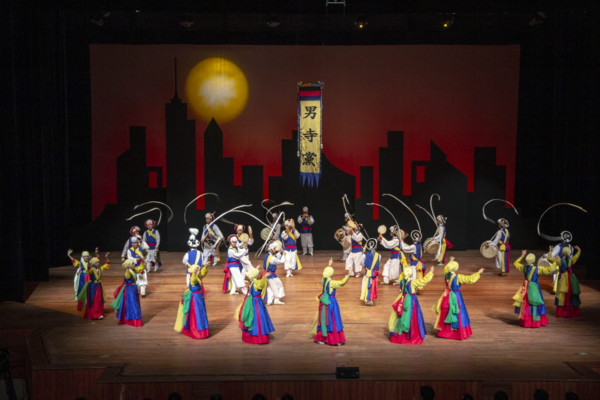 〈황.금.토.끼〉 공연