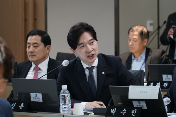국회 기획재정위원회 소속 국민의힘 박성훈 의원(부산 북구을)이 질의를 하고 있다.(사진=박성훈 의원 페북캡처) 