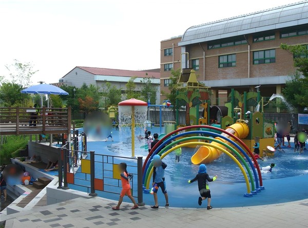 ‘운남근린공원 어린이 물놀이장’