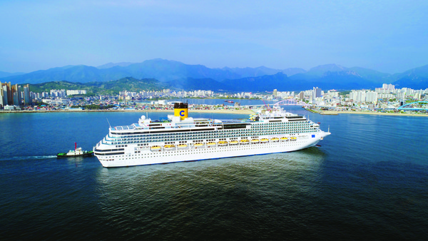 사진=코스타 세레나호(속초시 제공)