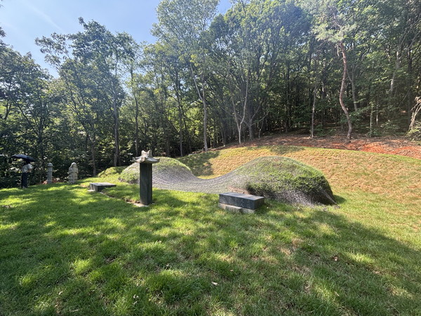 인천시 중구가 영종국제도시 운북동 457-62번지 소재 ‘두경승 장군 묘’를 제1호 지역유산으로 선정했다.